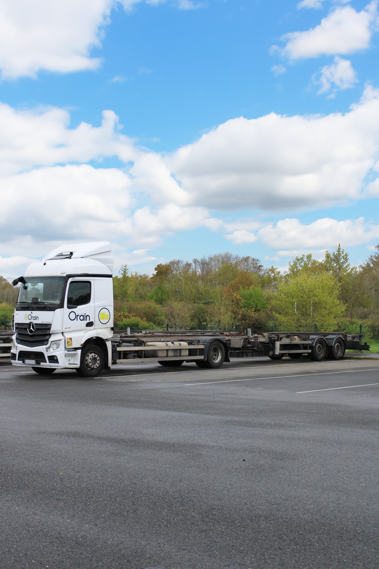 Porteur Volvo FE 16T